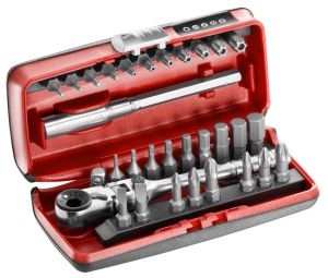 1/4 bolting kit with Compact Flex ratchet